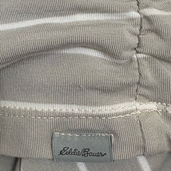 Eddie Bauer Women's Gray Striped Scoop Neck Top Size XL - Picture 8 of 8
